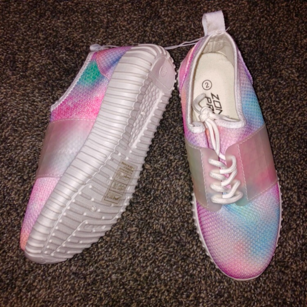 Girls Zone Pro Multicolor SlipOn with Laces Casual Athletic Shoes Size 2 New 💕